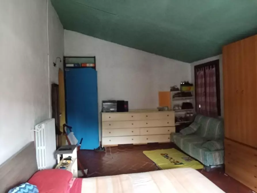 Immagine 15 di Casa bifamiliare in vendita  a Buti