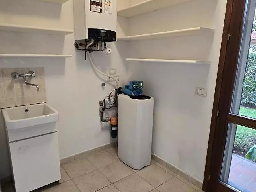 Immagine 30 di Villa in vendita  a San Giuliano Terme