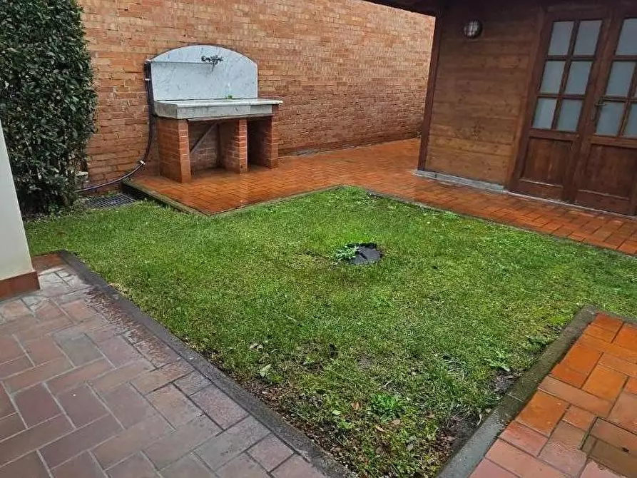 Immagine 35 di Villa in vendita  a San Giuliano Terme