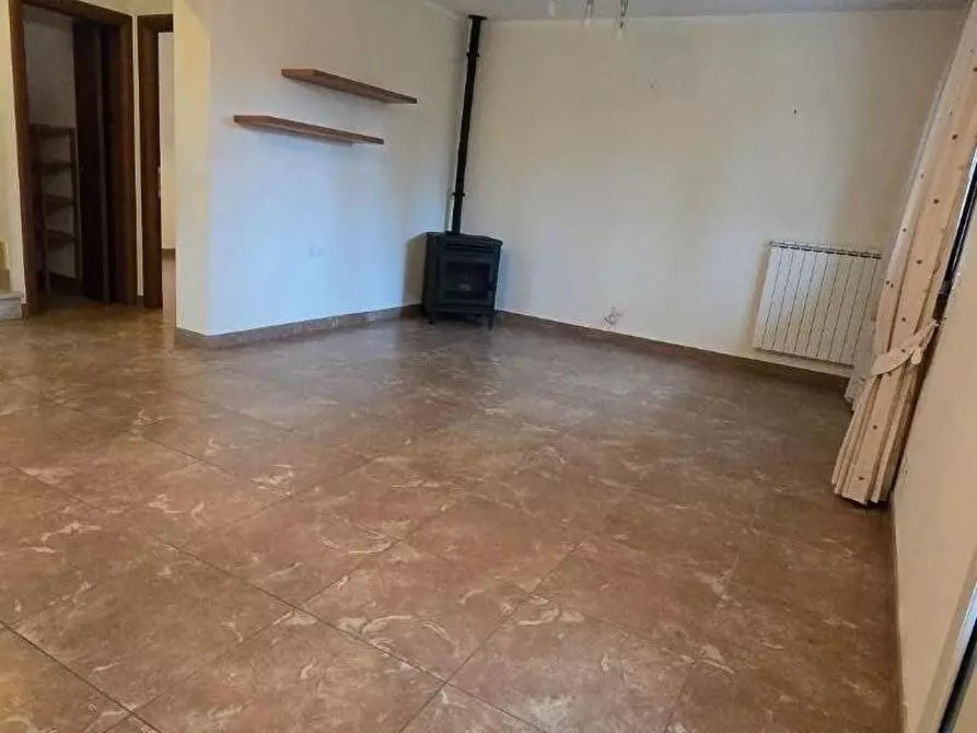 Immagine 4 di Villa in vendita  a San Giuliano Terme