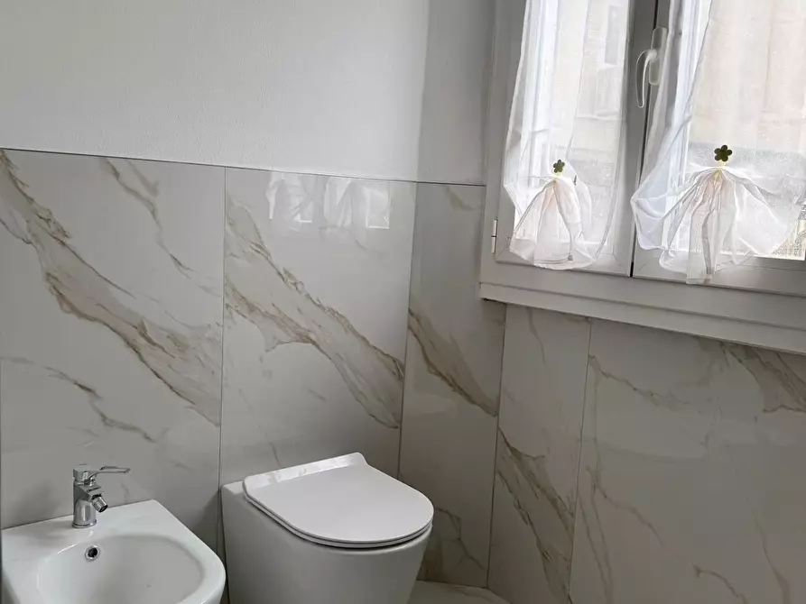 Immagine 12 di Appartamento in vendita  a San Giuliano Terme