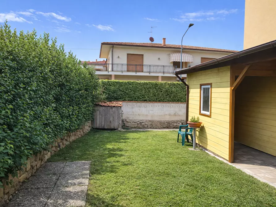 Immagine 19 di Casa bifamiliare in vendita  a Buti