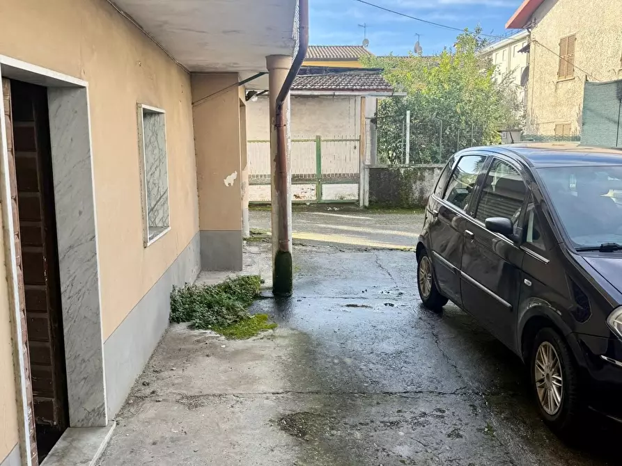 Immagine 5 di Casa semindipendente in vendita  a Massa