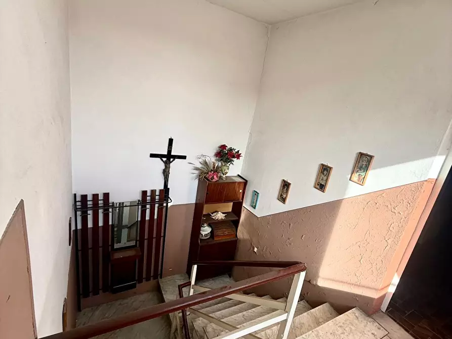 Immagine 15 di Casa semindipendente in vendita  a Massa