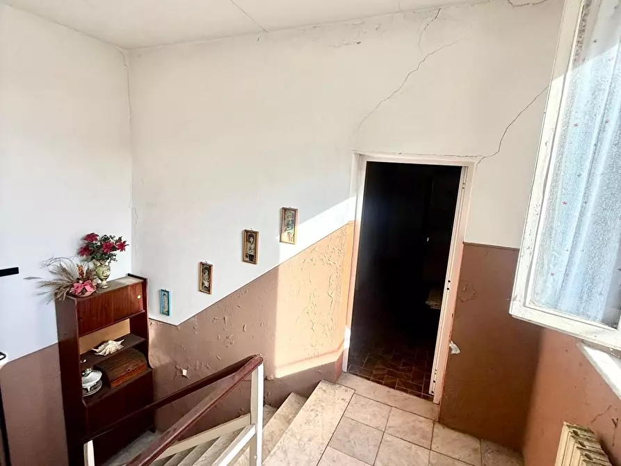 Immagine 14 di Casa semindipendente in vendita  a Massa