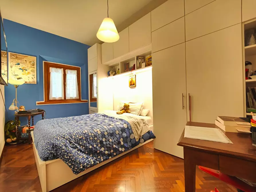 Immagine 8 di Casa colonica in vendita  a Empoli