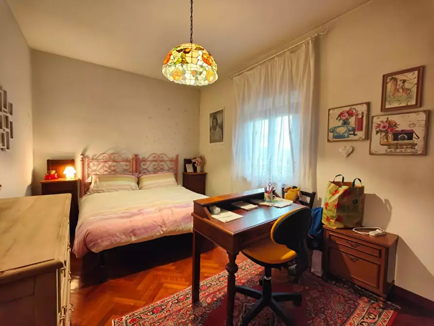 Immagine 3 di Casa colonica in vendita  a Empoli