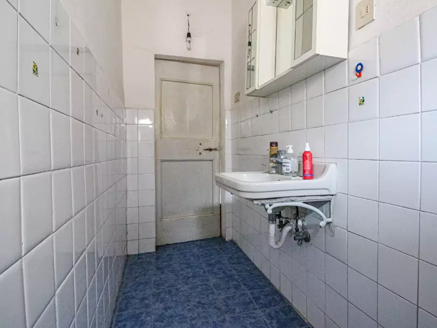 Immagine 24 di Appartamento in vendita  a Pisa