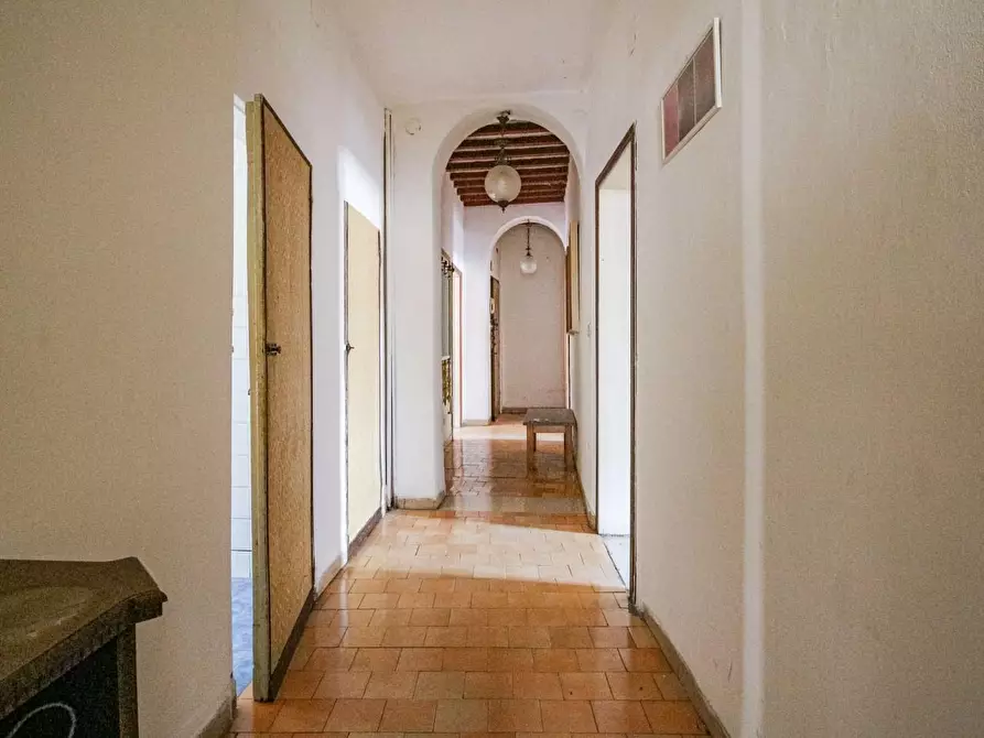 Immagine 3 di Appartamento in vendita  a Pisa