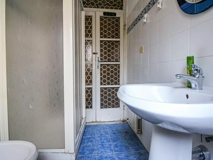 Immagine 22 di Appartamento in vendita  a Pisa