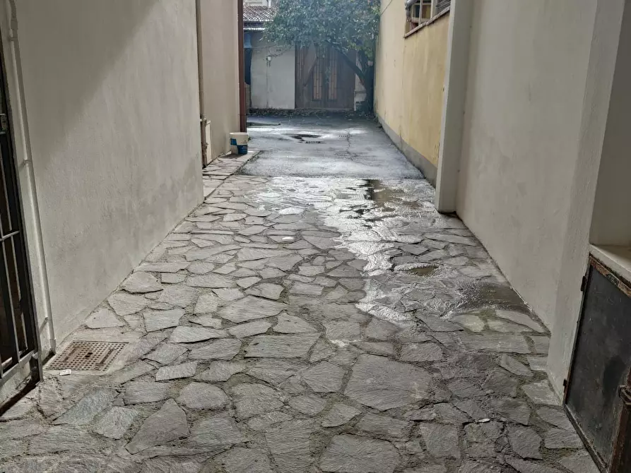 Immagine 18 di Appartamento in vendita  a Viareggio