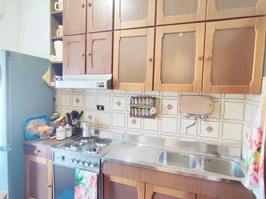 Immagine 6 di Appartamento in vendita  a Viareggio