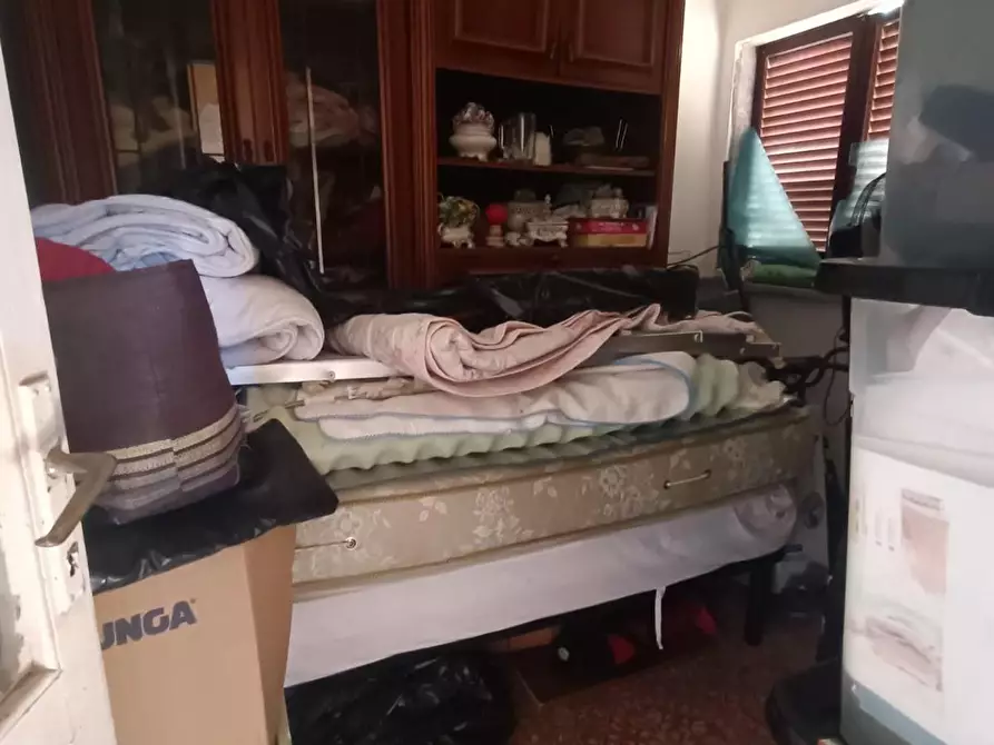 Immagine 21 di Casa indipendente in vendita  a Carrara