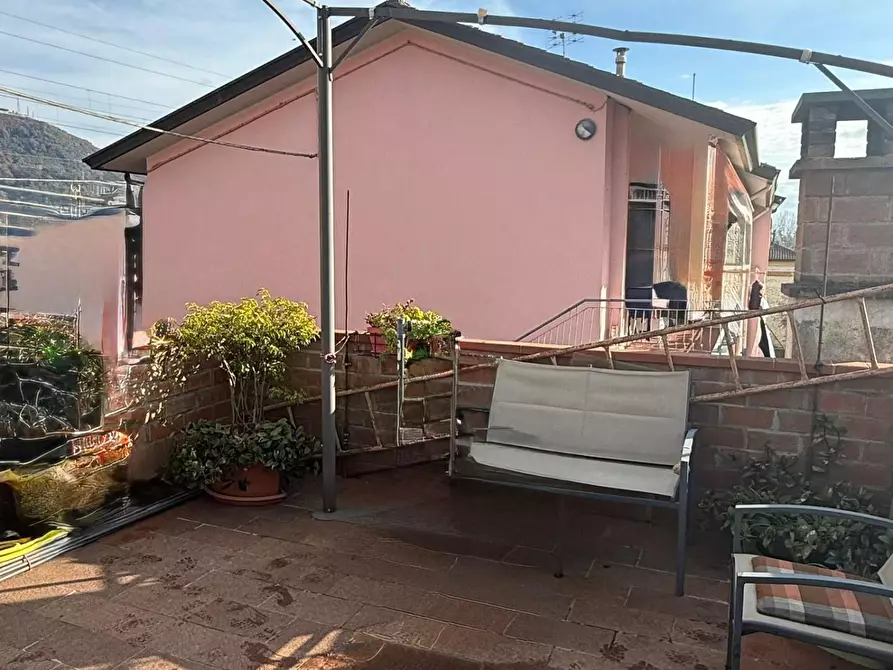 Immagine 38 di Casa indipendente in vendita  a Carrara