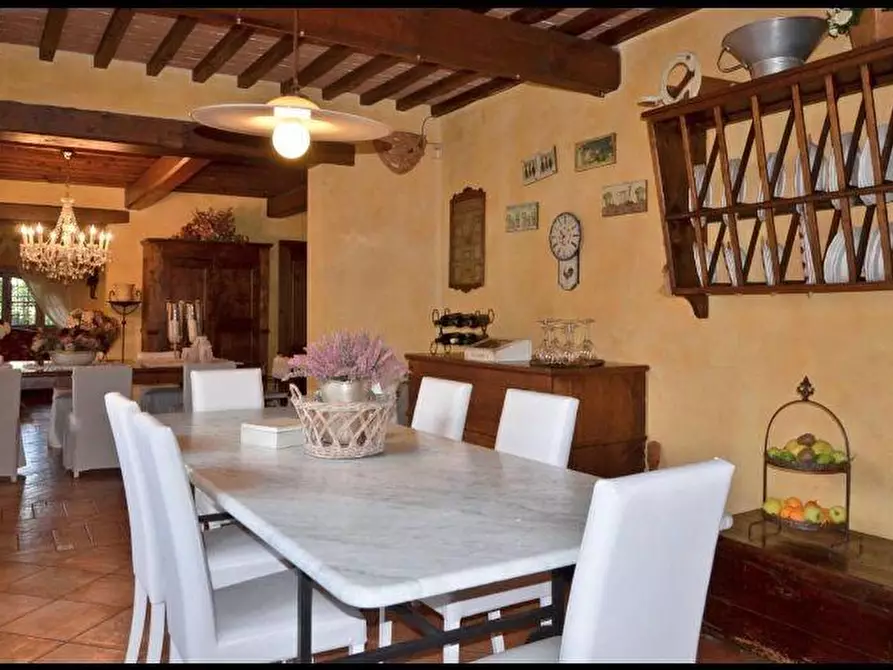 Immagine 3 di Casa bifamiliare in vendita  a Massarosa