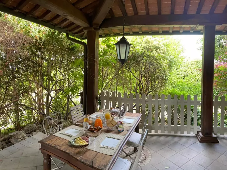 Immagine 6 di Casa bifamiliare in vendita  a Massarosa