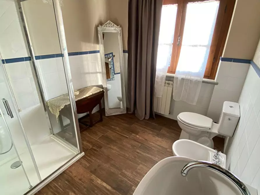 Immagine 13 di Casa bifamiliare in vendita  a Massarosa