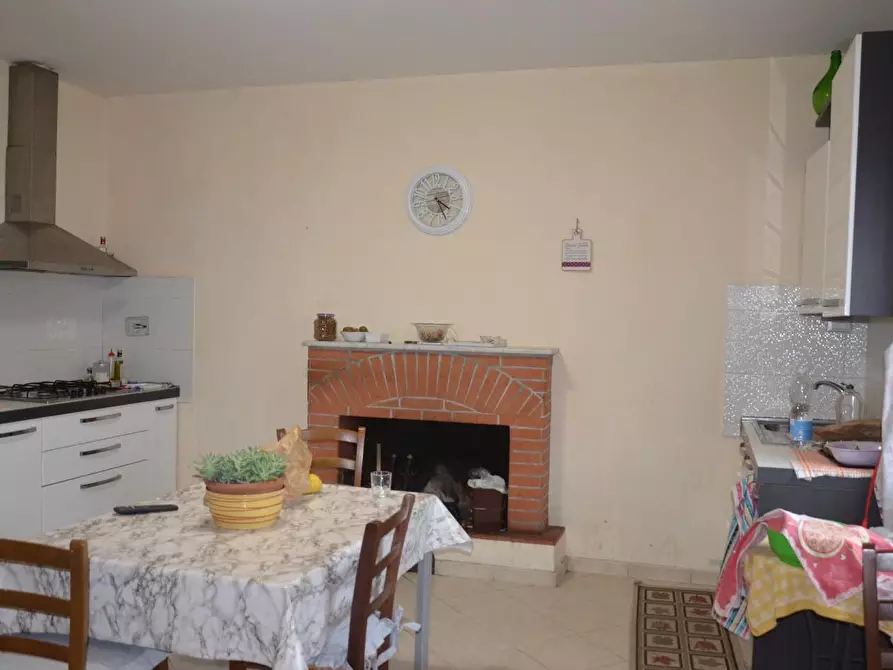 Immagine 4 di Casa bifamiliare in vendita  a San Giuliano Terme