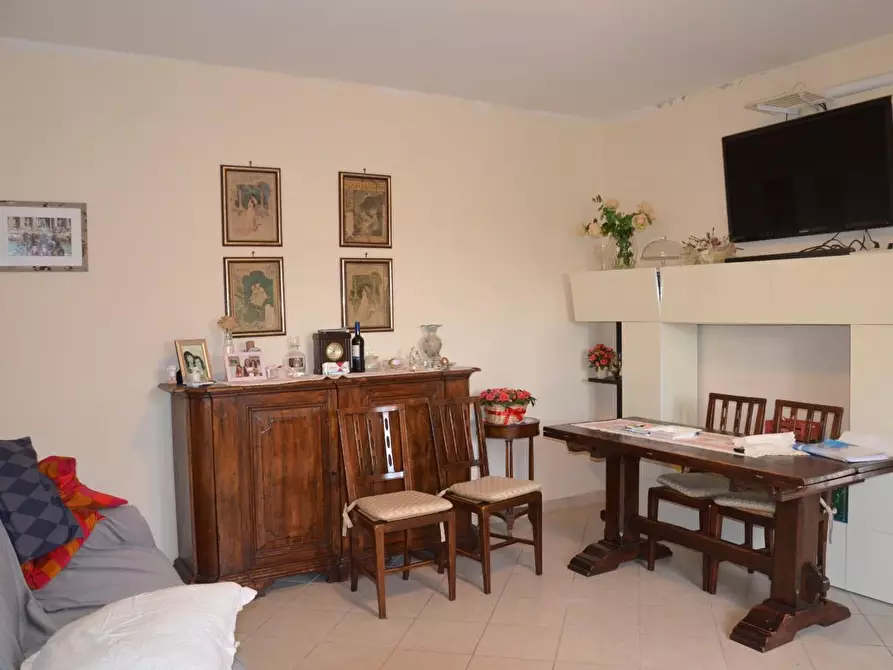 Immagine 1 di Casa bifamiliare in vendita  a San Giuliano Terme