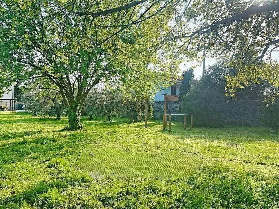 Immagine 25 di Casa bifamiliare in vendita  a Lucca