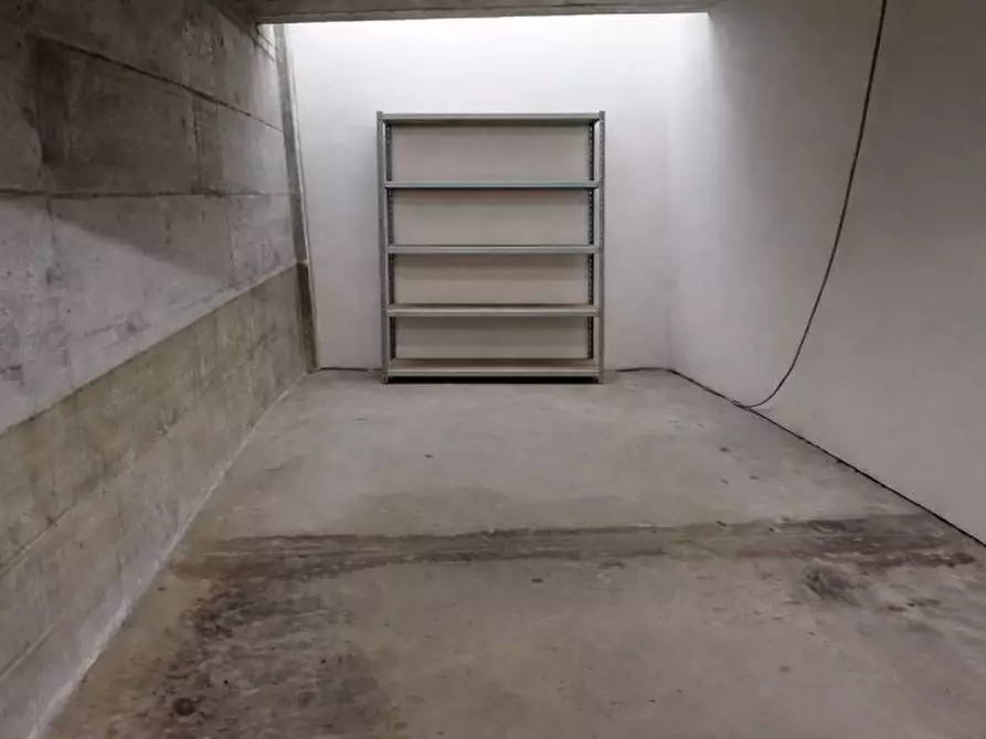 Immagine 14 di Appartamento in vendita  a Pisa