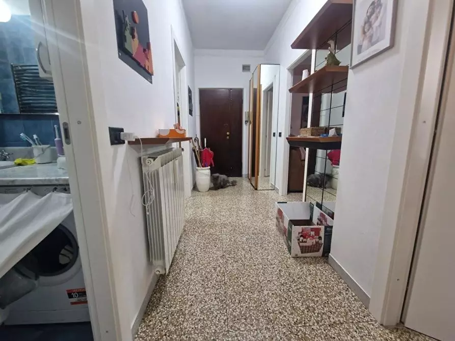 Immagine 11 di Appartamento in vendita  a Carrara