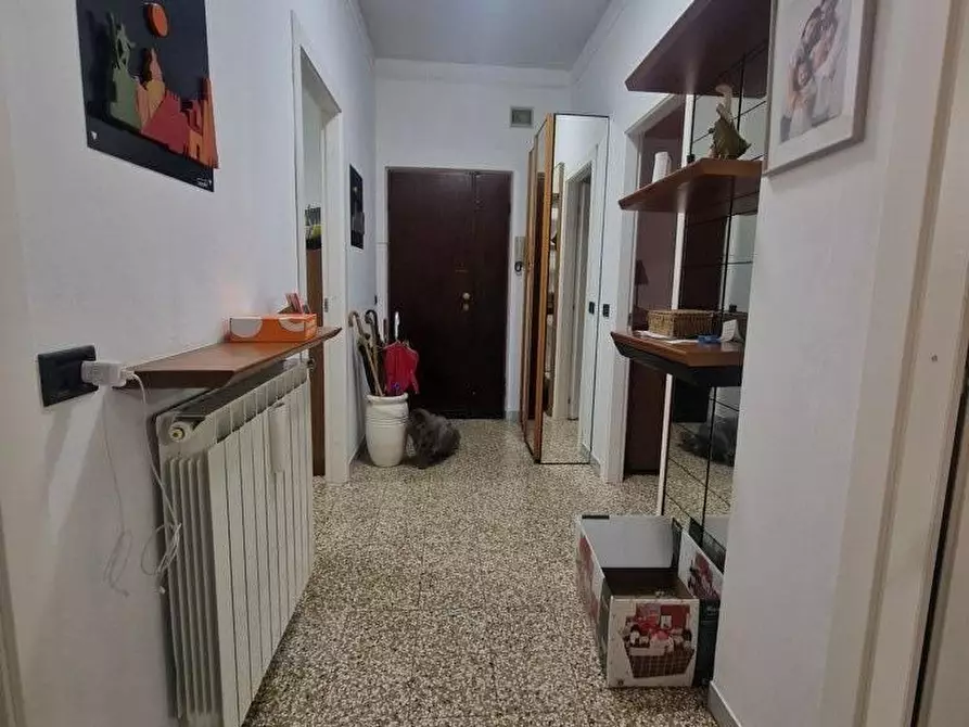 Immagine 12 di Appartamento in vendita  a Carrara