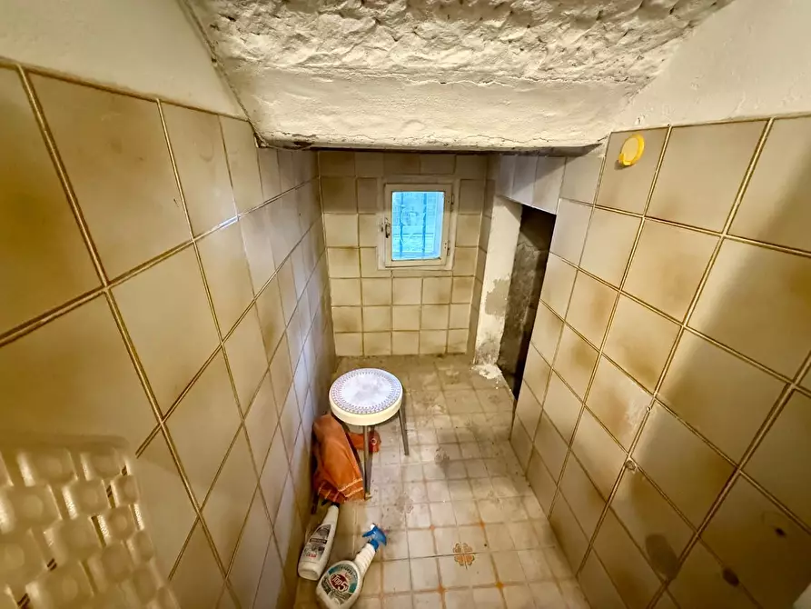 Immagine 21 di Appartamento in vendita  a Cascina