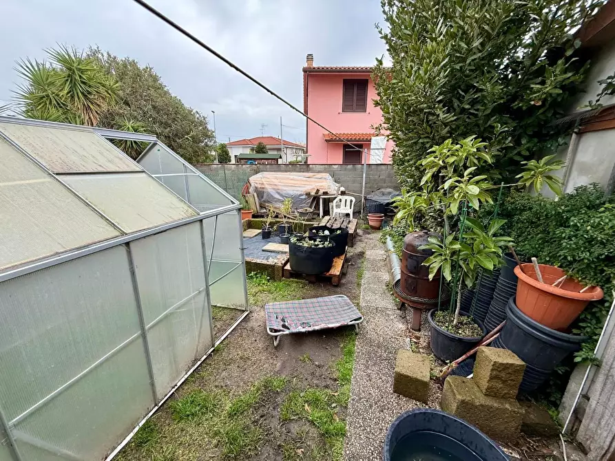 Immagine 36 di Appartamento in vendita  a Cascina