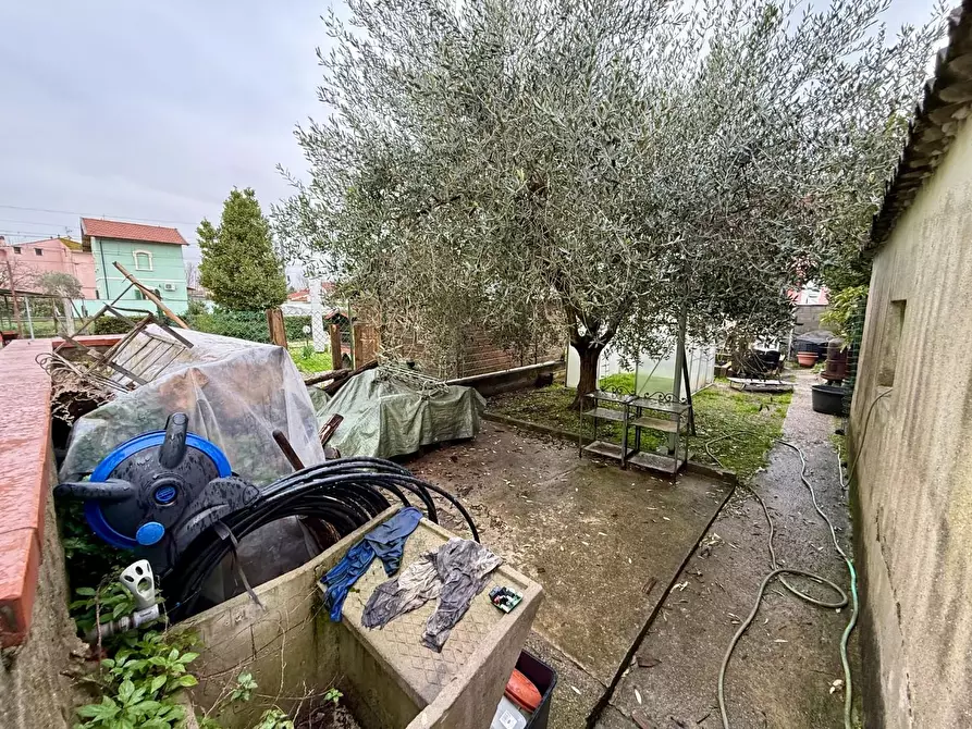 Immagine 37 di Appartamento in vendita  a Cascina