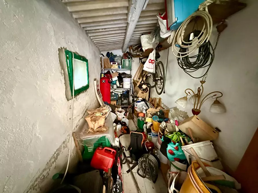 Immagine 40 di Appartamento in vendita  a Cascina