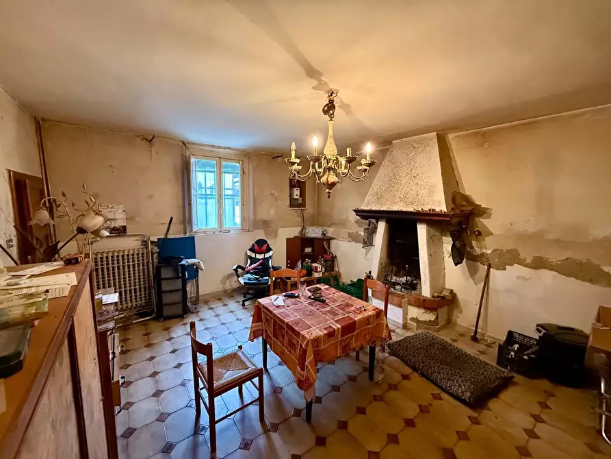 Immagine 12 di Appartamento in vendita  a Cascina