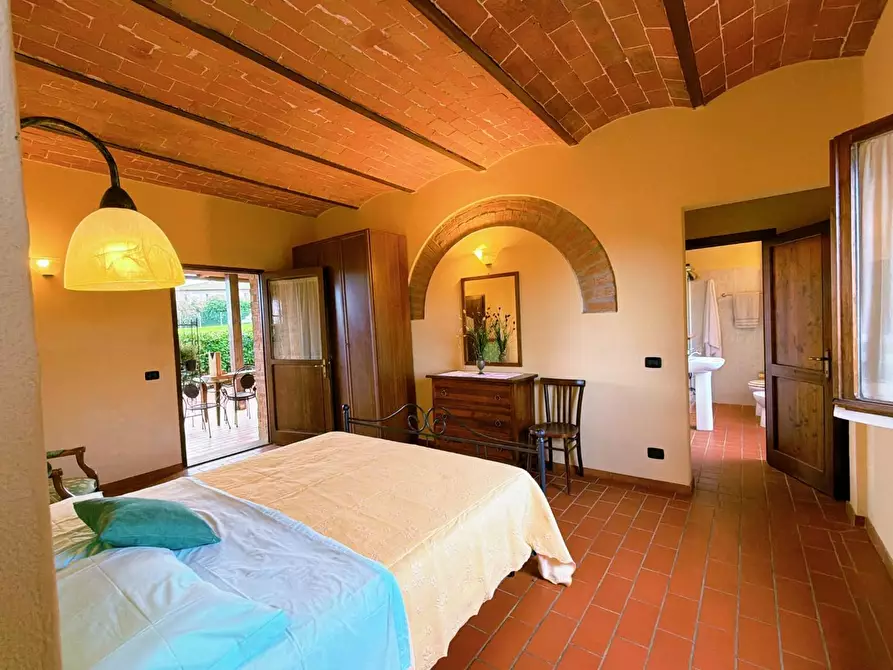 Immagine 23 di Agriturismo in vendita  a Terricciola