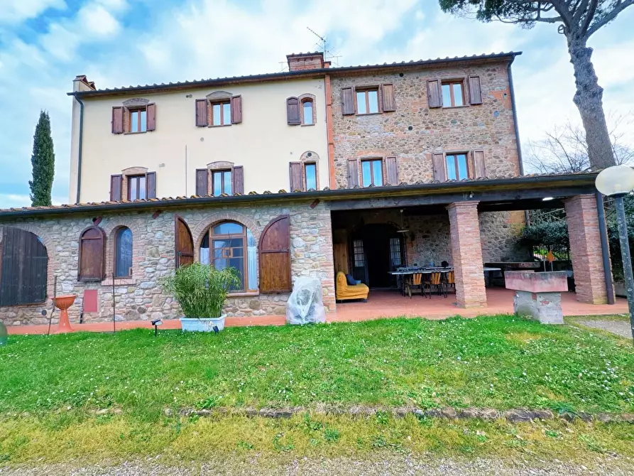 Immagine 27 di Agriturismo in vendita  a Terricciola