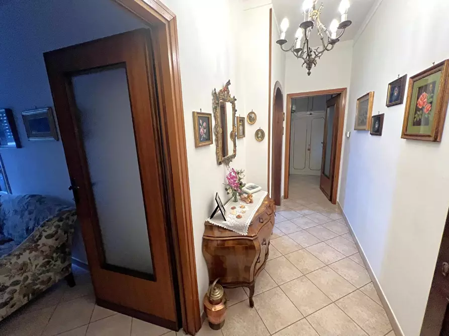 Immagine 12 di Appartamento in vendita  a Pisa