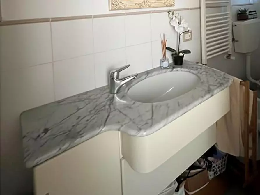 Immagine 24 di Appartamento in vendita  a Riccò Del Golfo Di Spezia