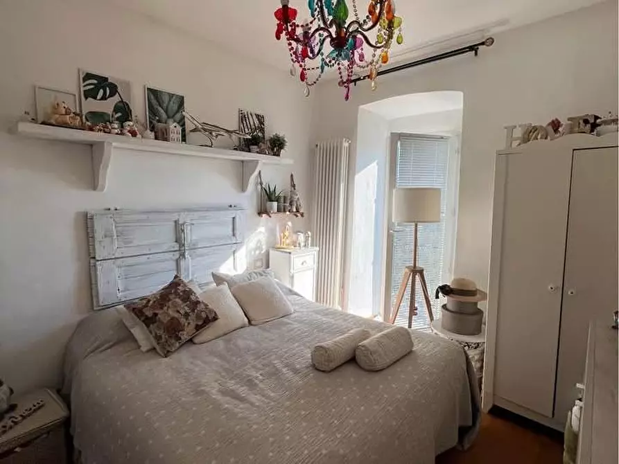 Immagine 14 di Appartamento in vendita  a Riccò Del Golfo Di Spezia