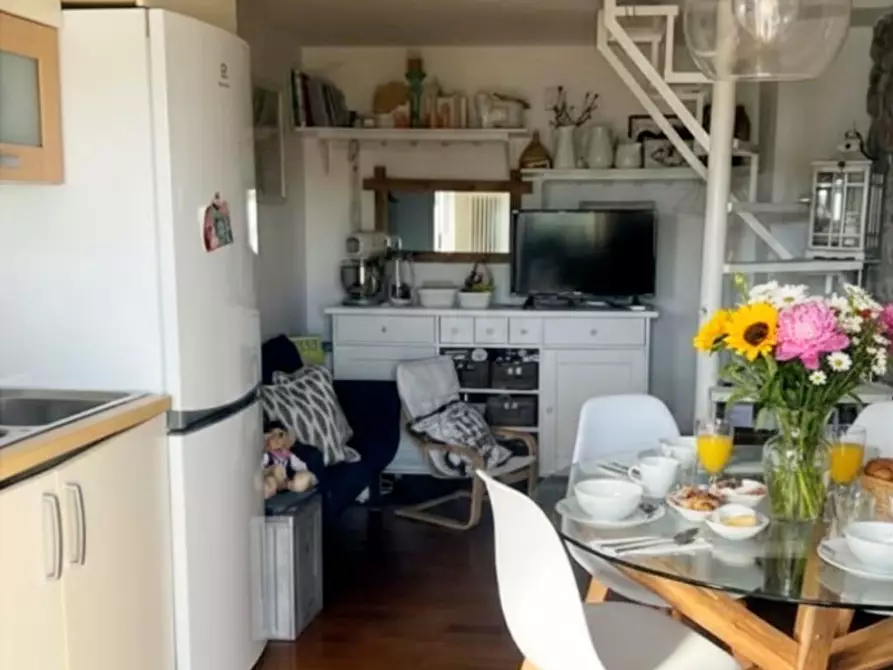 Immagine 5 di Appartamento in vendita  a Riccò Del Golfo Di Spezia