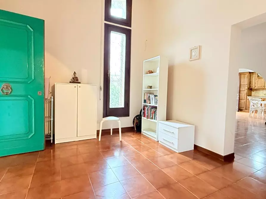 Immagine 9 di Villa in vendita  a Uzzano