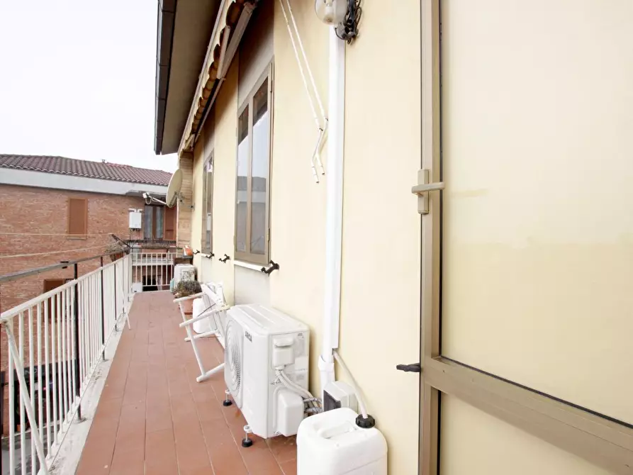 Immagine 4 di Appartamento in vendita  a Siena
