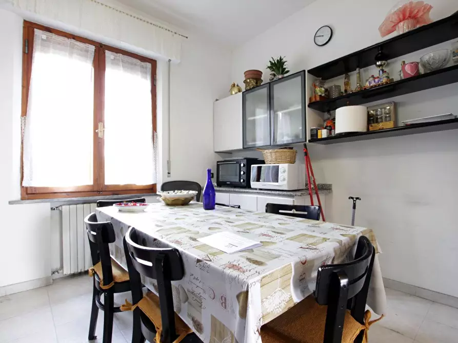 Immagine 8 di Appartamento in vendita  a Siena