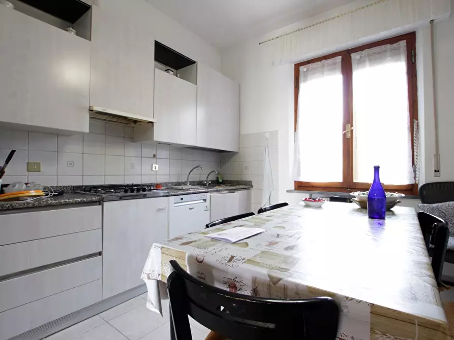 Immagine 6 di Appartamento in vendita  a Siena