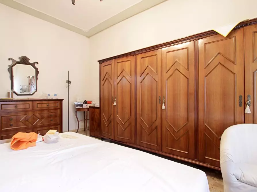Immagine 14 di Appartamento in vendita  a Siena