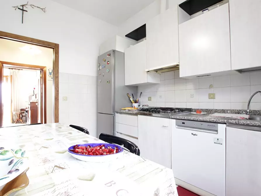 Immagine 24 di Appartamento in vendita  a Siena