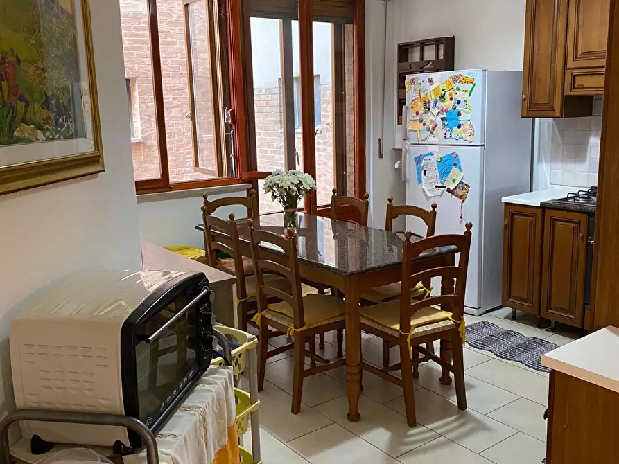 Immagine 9 di Appartamento in vendita  a Siena