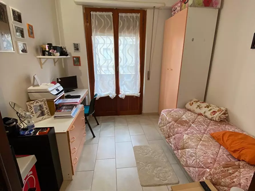 Immagine 14 di Appartamento in vendita  a Siena