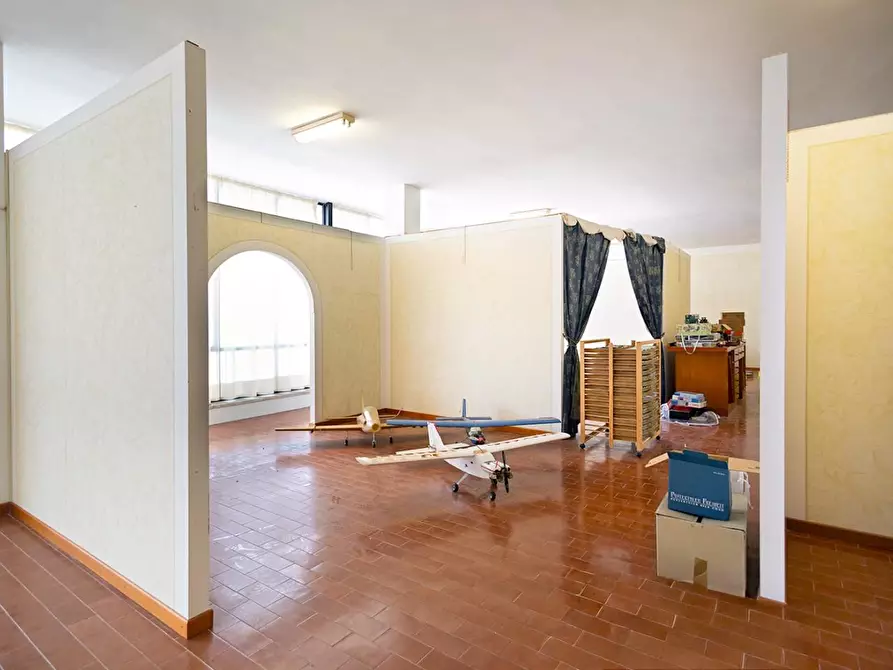 Immagine 20 di Attività artigianale in vendita  a Casciana Terme Lari