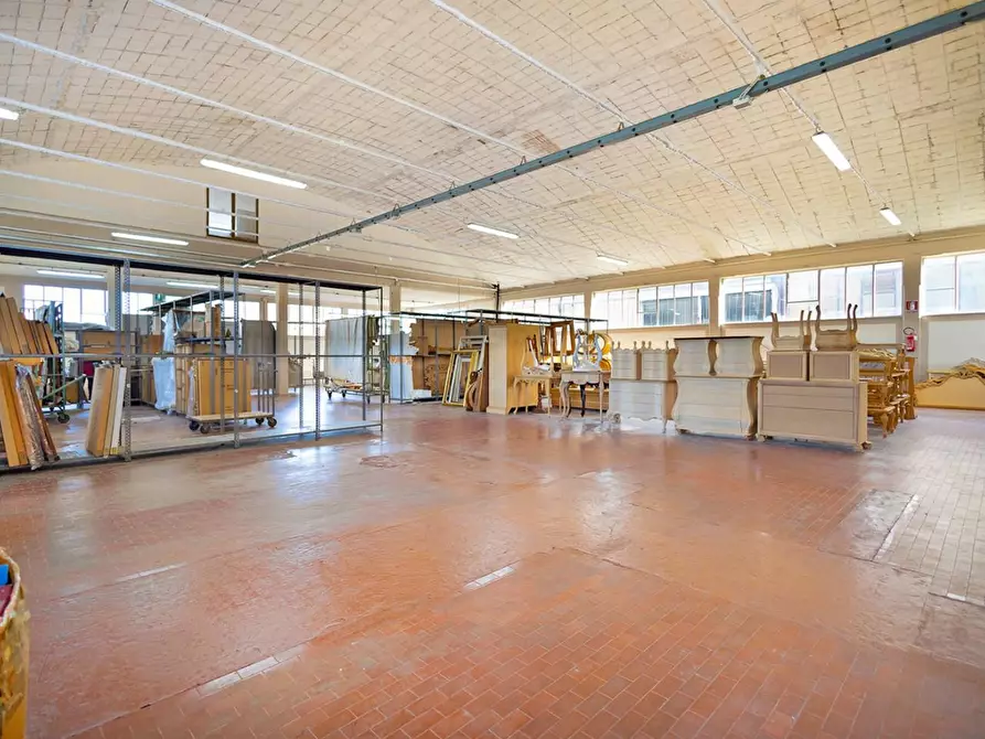 Immagine 10 di Attività artigianale in vendita  a Casciana Terme Lari