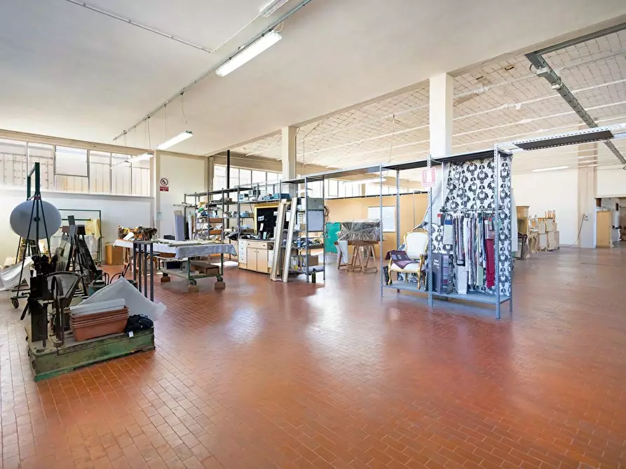 Immagine 11 di Attività artigianale in vendita  a Casciana Terme Lari