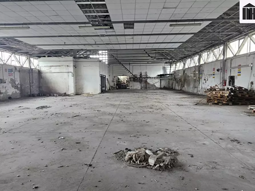 Immagine 16 di Capannone industriale in vendita  a Santa Croce Sull'arno